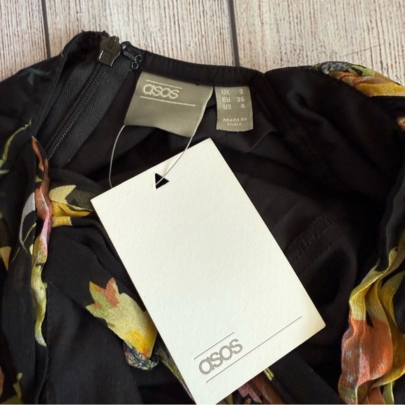 ASOS Black Floral Criss Cross Back Dress 4 NWT - Picture 6 of 10